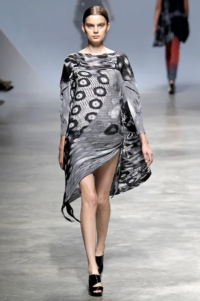 Look 33